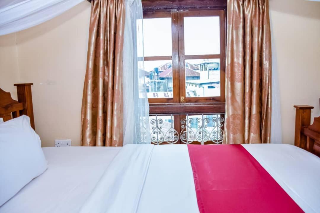 Red Sun Lodge Kokoni Ngambo Экстерьер фото